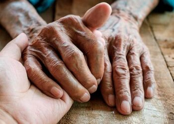 El Ayuntamiento de Paracuellos pone marcha un servicio de asesoramiento para las personas mayores en situación de dificultad social y soledad no deseada