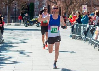 La Media Maratón y la Legua Quijote congregan en Alcalá a miles de participantes