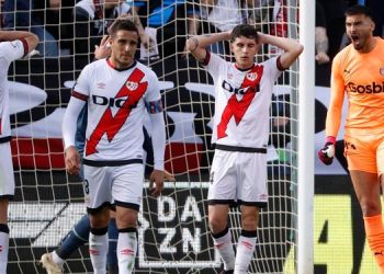 Rayo y Girona empatan un partido de alternativas y despropósitos