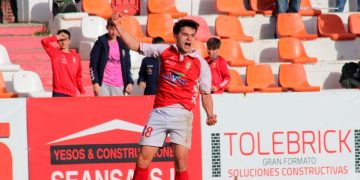 La RSD Alcalá vence con claridad al Fuenlabrada Promesas y se mantiene en la lucha por el play-off