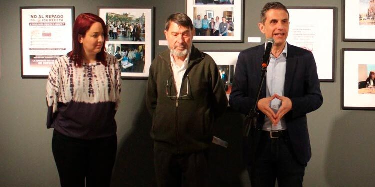 La Plataforma para la defensa y mejora de la Sanidad Pública de Alcalá muestra sus 25 años de trayectoria en una exposición