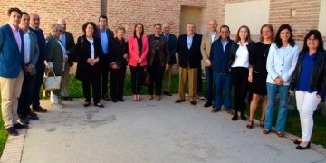 El PP de Alcalá mantiene un encuentro con exconcejales para poner en valor su gestión