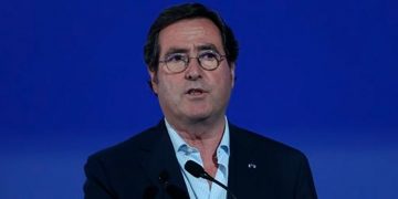 La CEOE y UGT aprueban por unanimidad el acuerdo salarial hasta 2025