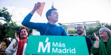 Íñigo Errejón en Alcalá de Henares junto a Rosa Romero: “Salimos a ganar”