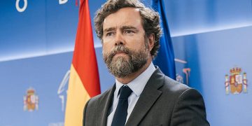 Espinosa de los Monteros abandona Vox y deja la política