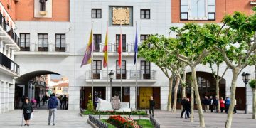 Un incendio producido en un transformador eléctrico obliga al cierre del Ayuntamiento de Torrejón