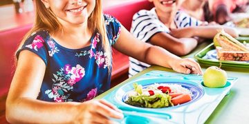 Más Madrid Alcalá exige cancelar la subida del precio del comedor escolar