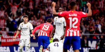 El Atlético de Madrid rompe la buena racha de inicio del Madrid y se lleva el derbi