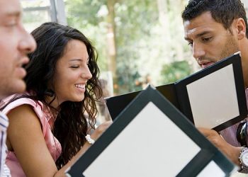 “Aprende y diviértete”, los nuevos talleres de la concejalía de Igualdad dirigidos a hombres y a mujeres