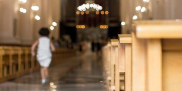 Según la encuesta del Defensor del Pueblo, el 0,6% de la población española mayor de 18 años, ha sufrido abusos sexuales por parte de sacerdotes o religiosos