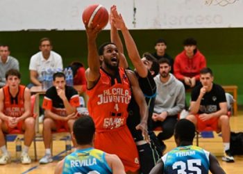 Primera victoria del Juventud Alcalá en la LEB Plata