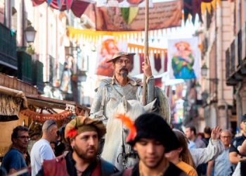 El Mercado Cervantino de Alcalá supera los 400.000 visitantes