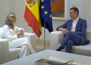 El PSOE y Sumar han anunciado un acuerdo para la formación de un Gobierno de coalición