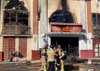 La Discoteca la Fonda y Teatre donde han fallecido 13 personas en el incendio no contaban con licencia e inclumplían una orden de cese