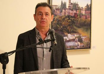 El pintor alcalaíno José Fernando Camacho expone su obra en el Antiguo Hospital de Santa María La Rica