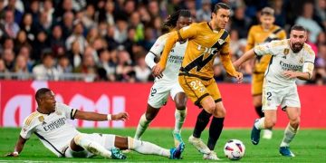 El Real Madrid no logra aferrarse al liderato en su empate sin goles ante el Rayo Vallecano