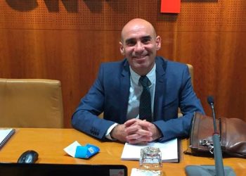 Mas de 30 premios reconocen el trabajo de un profesional del Hospital Príncipe de Asturias por su apuesta del bienestar laboral