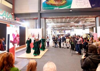 Alcalá llega a Fitur tras un cierre histórico de visitantes en 2023