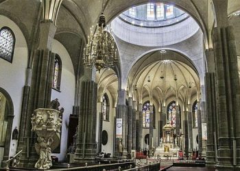 Judith Piquet asiste al concierto del XXX aniversario del Grupo de Ciudades Patrimonio de la Humanidad de España