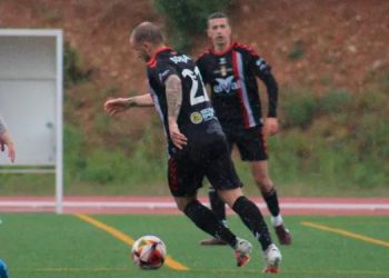 Clara victoria de la RSD Alcalá frente al Paracuellos que le mantiene en la lucha por los «play-off»