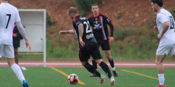 Clara victoria de la RSD Alcalá frente al Paracuellos que le mantiene en la lucha por los «play-off»