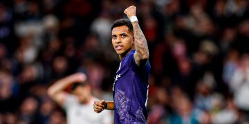 Un doblete de Rodrygo da la victoria al Madrid frente al Atletic y pone tierra de por medio en el liderato