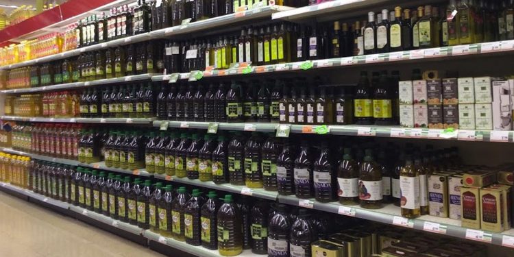 El IVA del aceite de oliva bajará al 0% a partir del 1 de julio