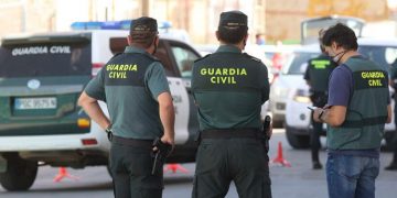 Un hombre de 63 años ha sido detenido en Alcalá por tráfico y posesión ilegal de 34 armas de fuego