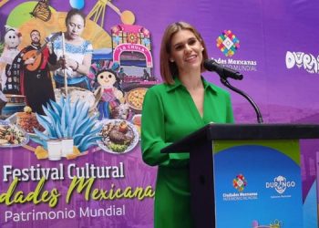 Judith Piquet asiste al Festival Cultural de Ciudades Mexicanas Patrionio Mundial en Durango