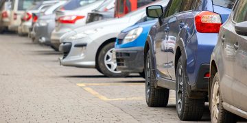 Alcalá de Henares entre los municipios que más multan y recaudan en impuestos al automóvil