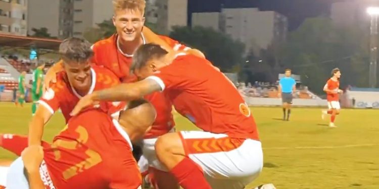 La RSD Alcalá arranca la temporada con una importante victoria