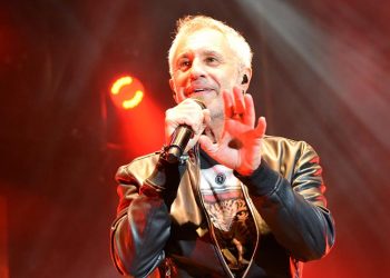 Sergio Dalma cierra Los Conciertos de la Muralla celebrando su 60 cumpleaños