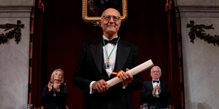 Pedro Cátedra ingresa en la RAE