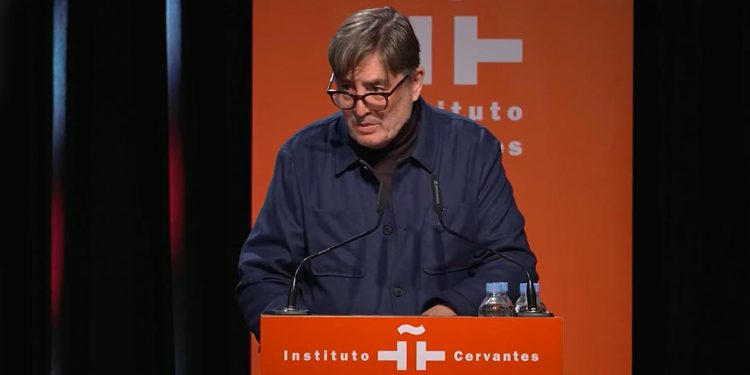 El español supera por primera vez los 600 millones de hablantes y consolida su influencia en cine, música y videojuegos