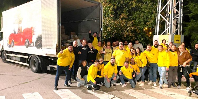 Las peñas de Alcalá de Henares responden a la llamada solidaria con casi 20 toneladas de ayuda para afectados por la DANA