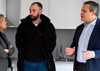 Entrega de las primeras llaves de 154 viviendas del Plan Vive