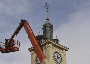 Ayuntamiento Alcalá de Henares nido cigüeña