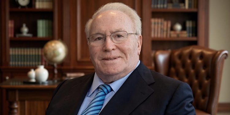 Fallece Carlos Pérez Alonso fundador de Autocarpe
